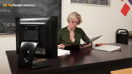 Dee Williams - Naughty Teacher Caught Masturbating In Class